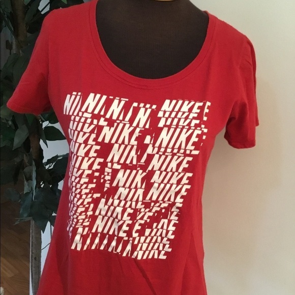 red athletic cut large Nike tee - Picture 1 of 7